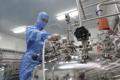 成于專注，功在專精 惠中生物豬圓支二聯(lián)滅活疫苗研發(fā)團(tuán)隊(duì)的八年征程